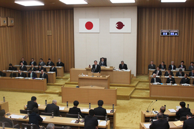 県議会本会議場