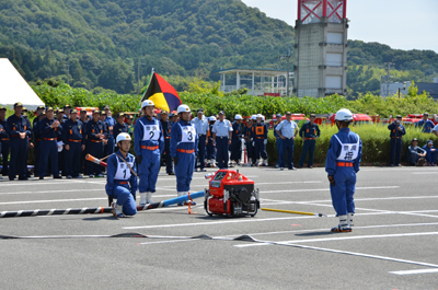 小型ポンプ操法の実施