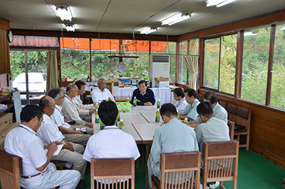 県・市の関係各部署と対策会議を実施