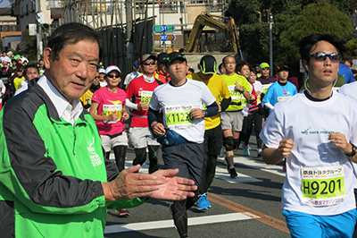 奈良マラソンを沿道から応援