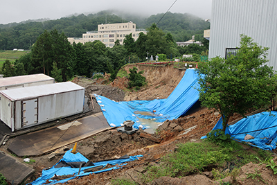 地すべり現場