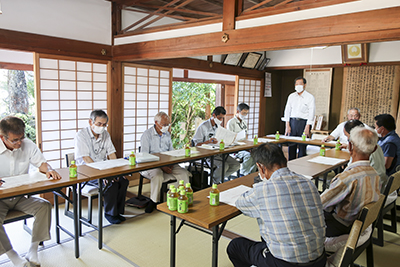 説明会でご挨拶