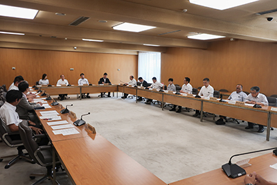 正副委員長会議の様子