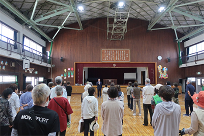 体育館にて挨拶